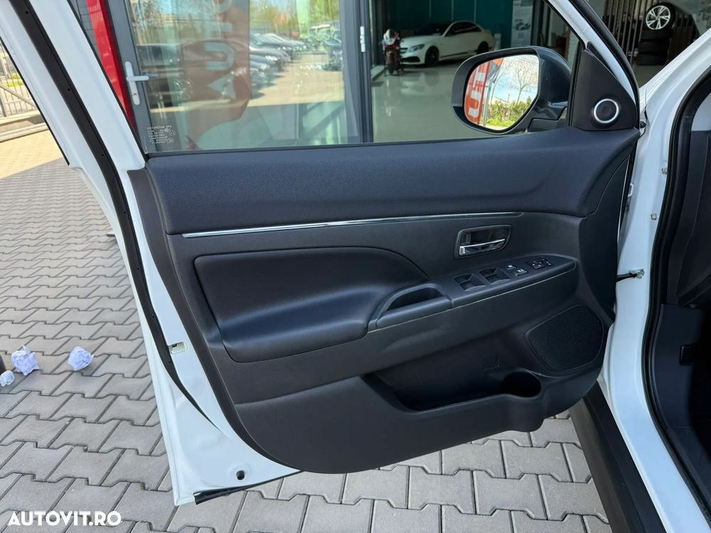 Mitsubishi ASX 1.8 DID 4WD Instyle U06 - 24