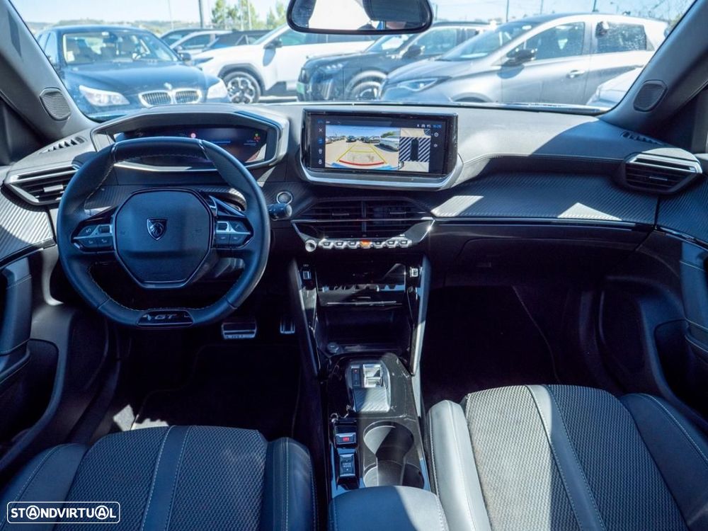Peugeot e-2008 54 kWh GT - 27