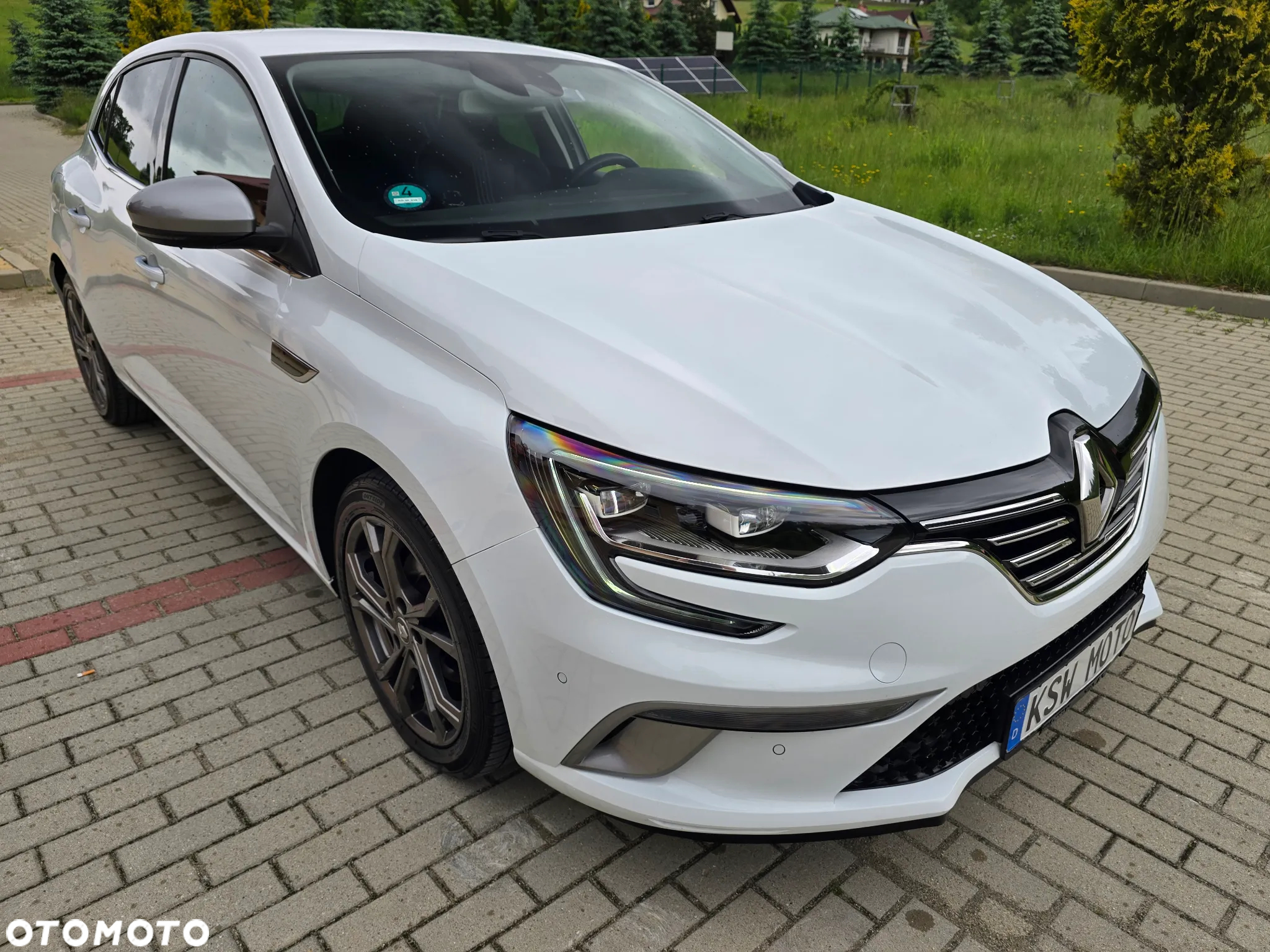 Renault Megane ENERGY TCe 130 GT LINE - 12