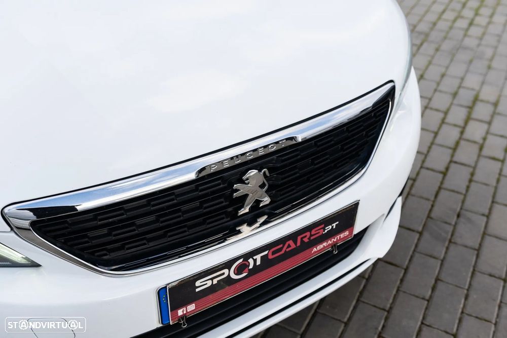 Peugeot 308 1.5 BlueHDi Business Line - 4