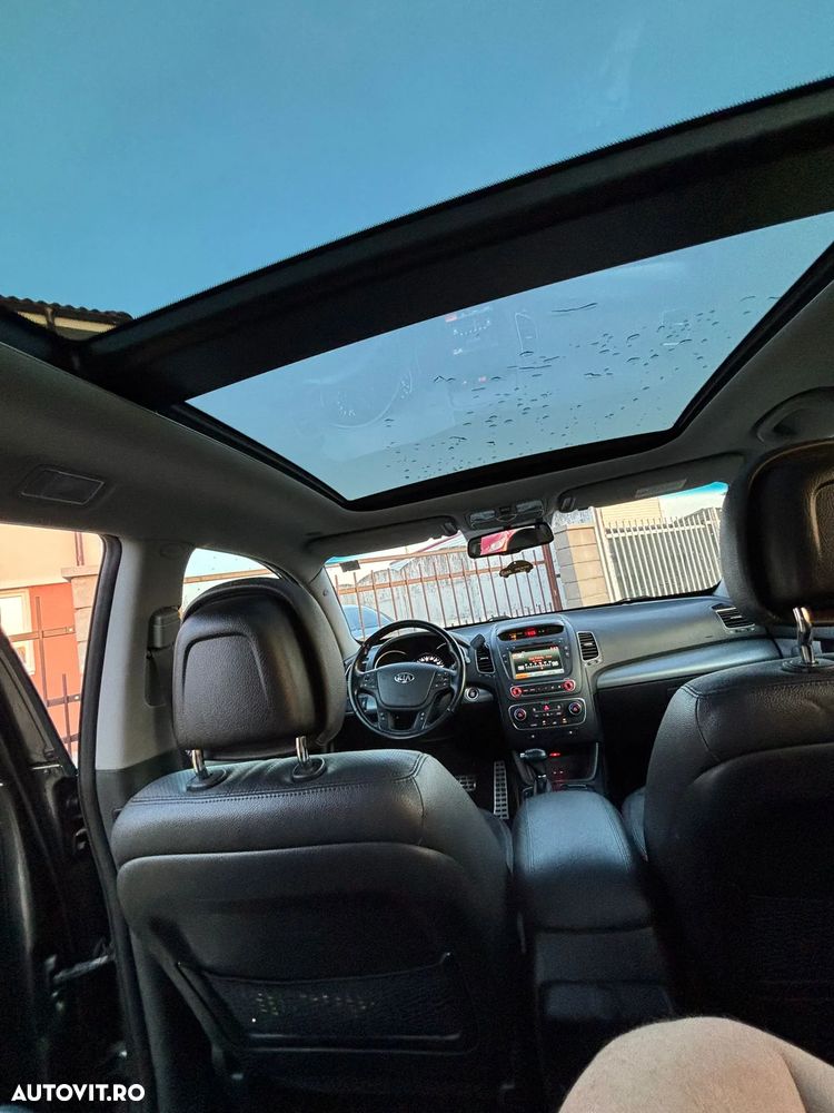 Kia Sorento 2.2 DSL BASE AT 4x2 - 8