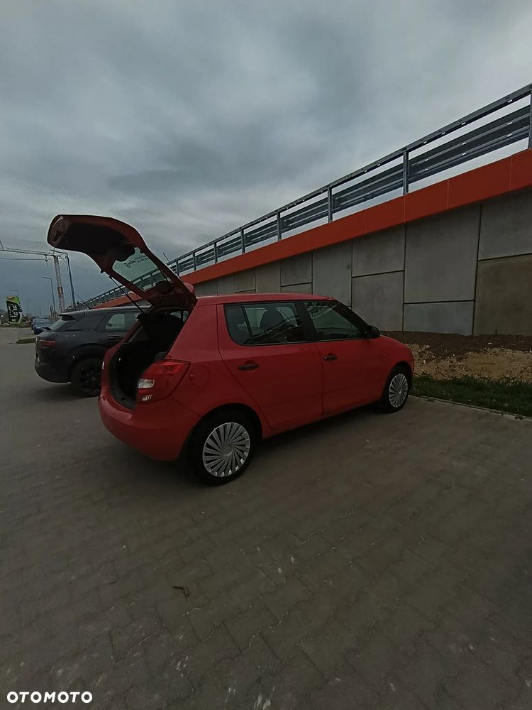 Skoda Fabia 1.2 HTP - 12
