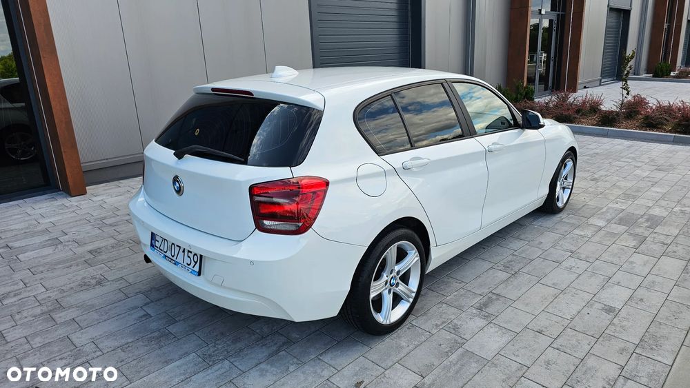 BMW Seria 1 114i - 3