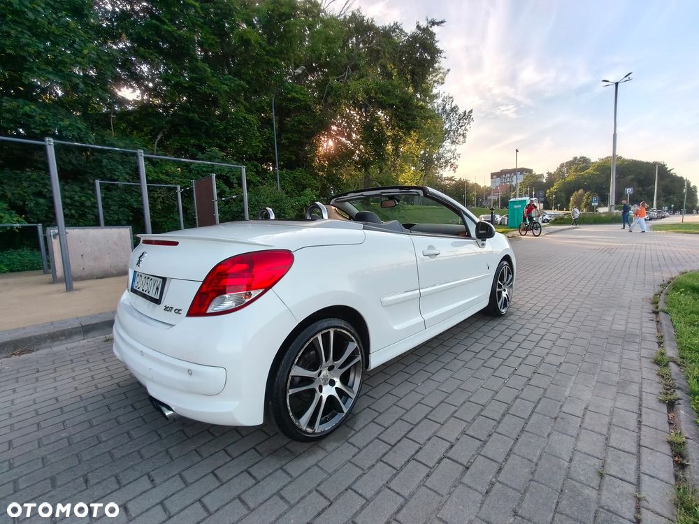 Peugeot 207 CC 155 THP Black&White Edition - 15