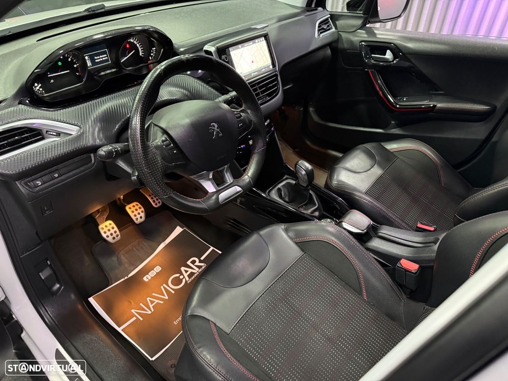 Peugeot 2008 PureTech 110 Stop&Start GT-Line Edition - 4