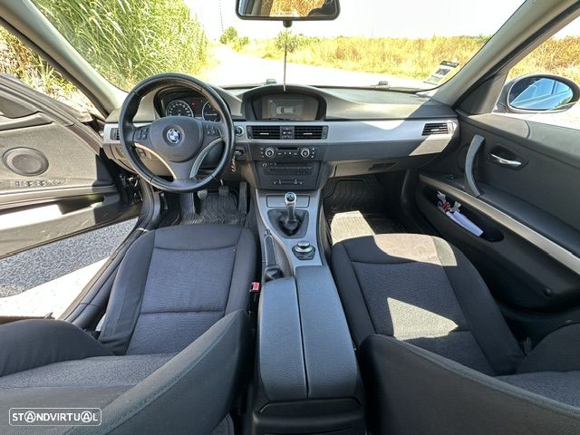 BMW 320 d - 11