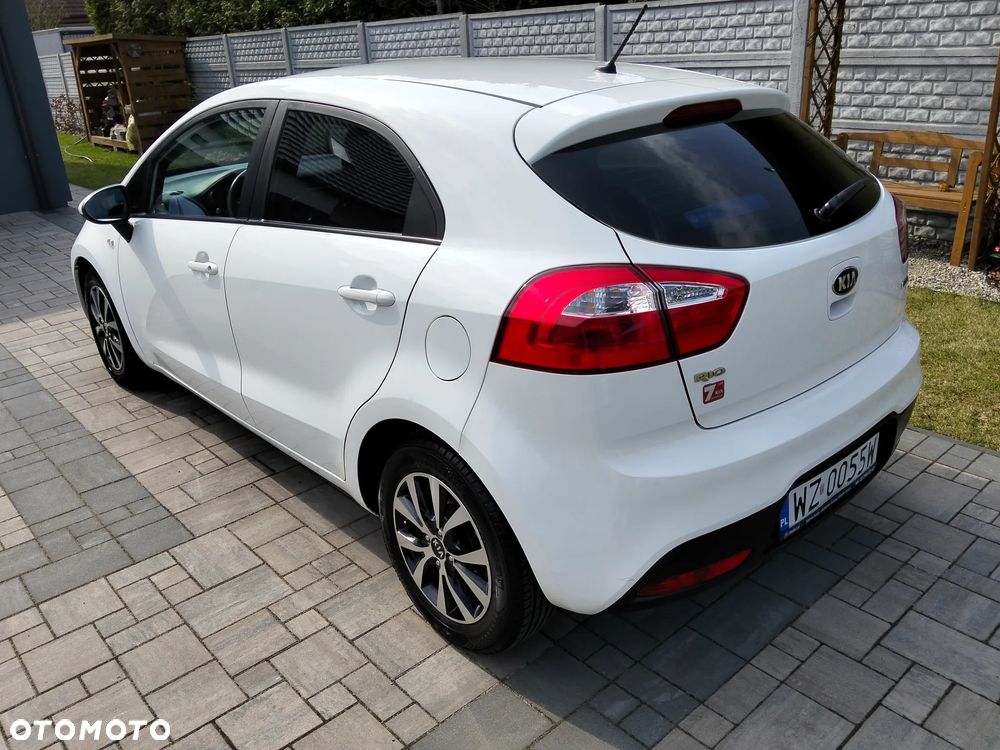 Kia Rio 1.4 crdi M - 2