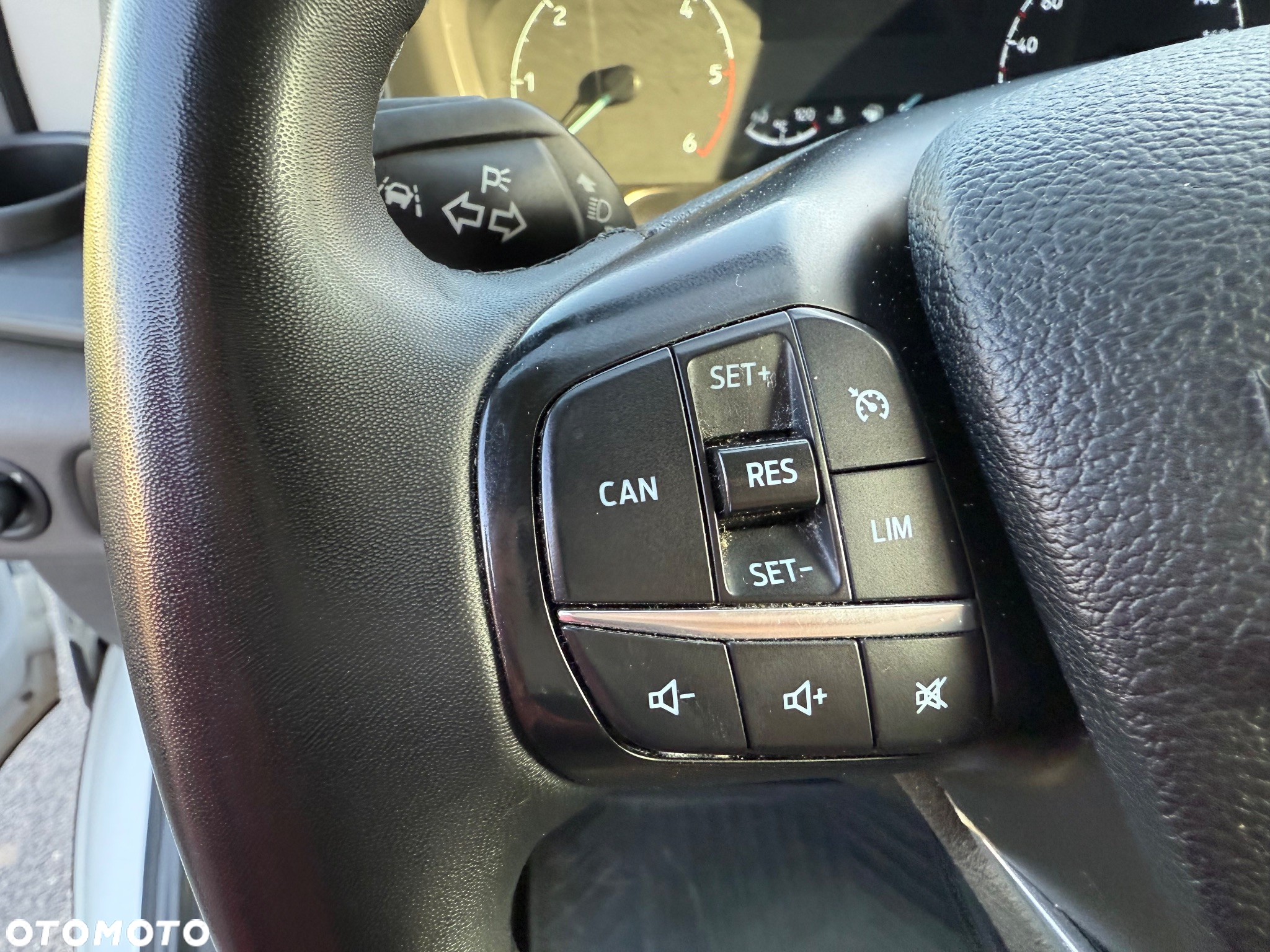 Ford Transit - 17