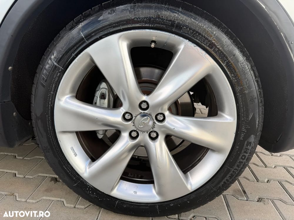 Infiniti FX 30 FX30d 3.0d V6 S AWD - 7