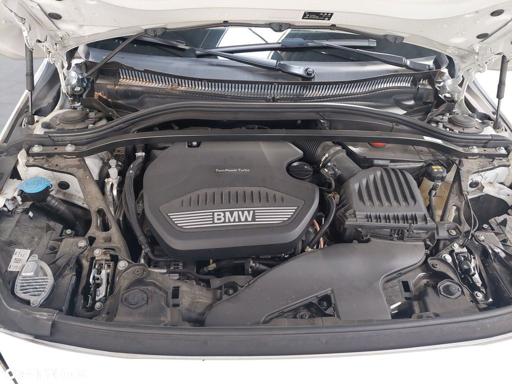 BMW Seria 2 218d Sport Line - 22