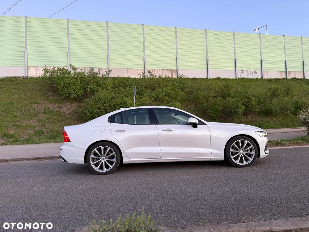 Volvo S60 T5 Momentum Pro - 5
