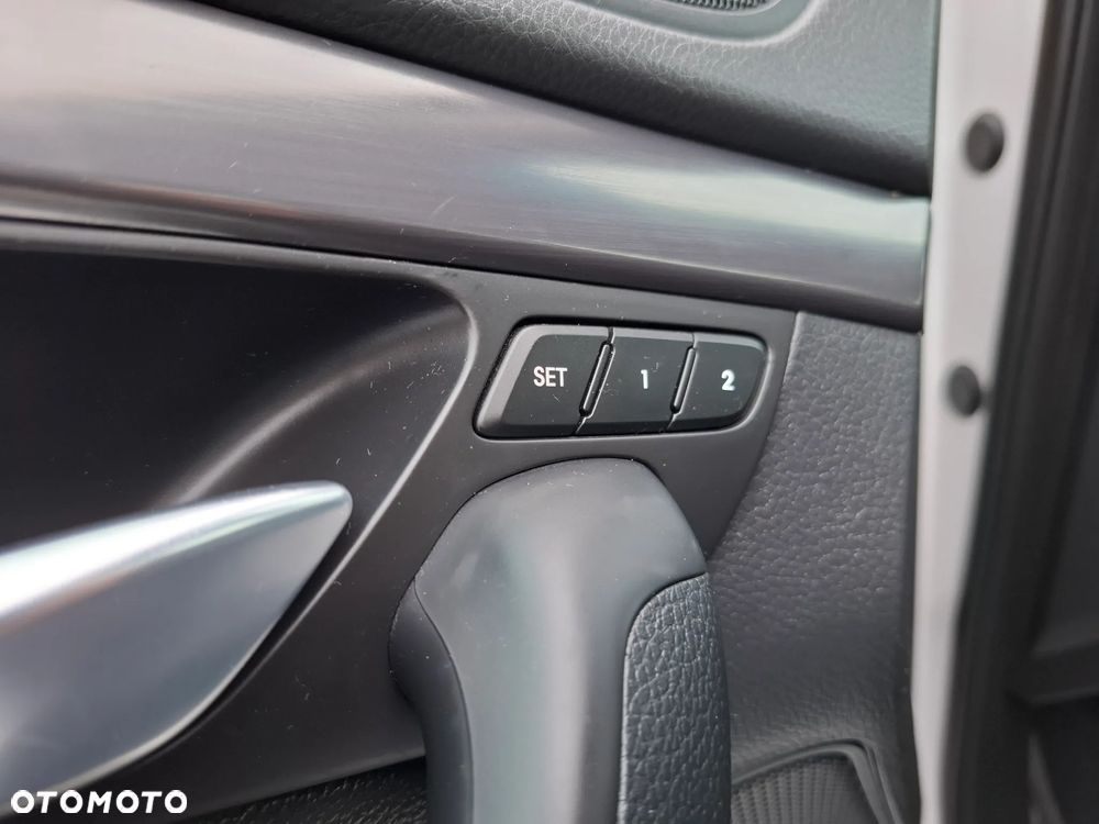 Hyundai i40 Kombi blue 1.7 CRDi Premium - 18
