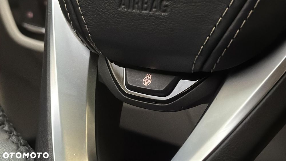 BMW Seria 5 520d xDrive - 29