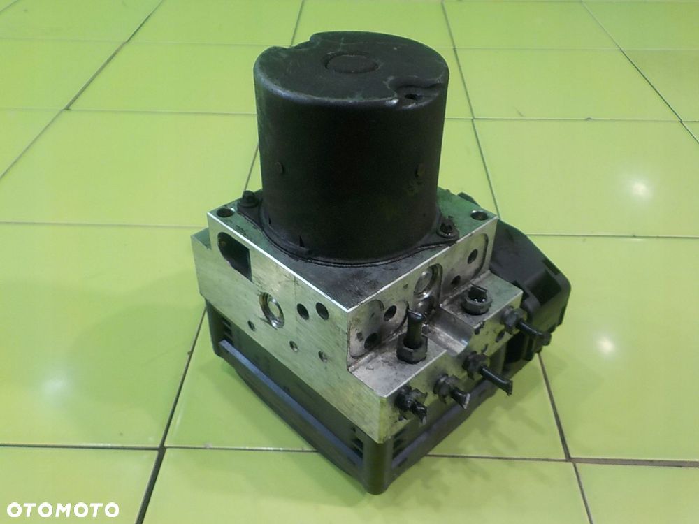 MERCEDES CLS W219 3.0 CDI 07r 5D pompa ABS 0265250226 A2114311812 - 2