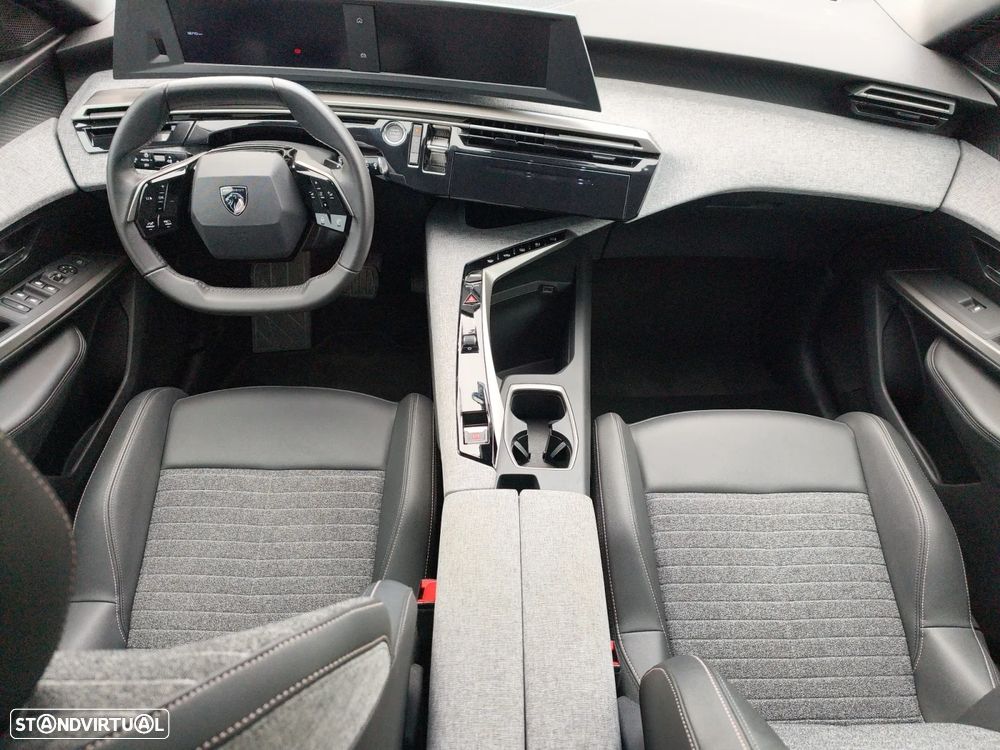Peugeot 5008 1.2 Hybrid Allure Pack e-DCS6 - 11