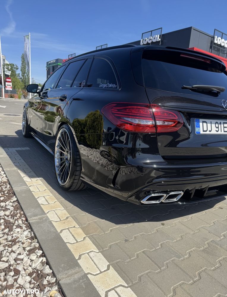 Mercedes-Benz C - 3