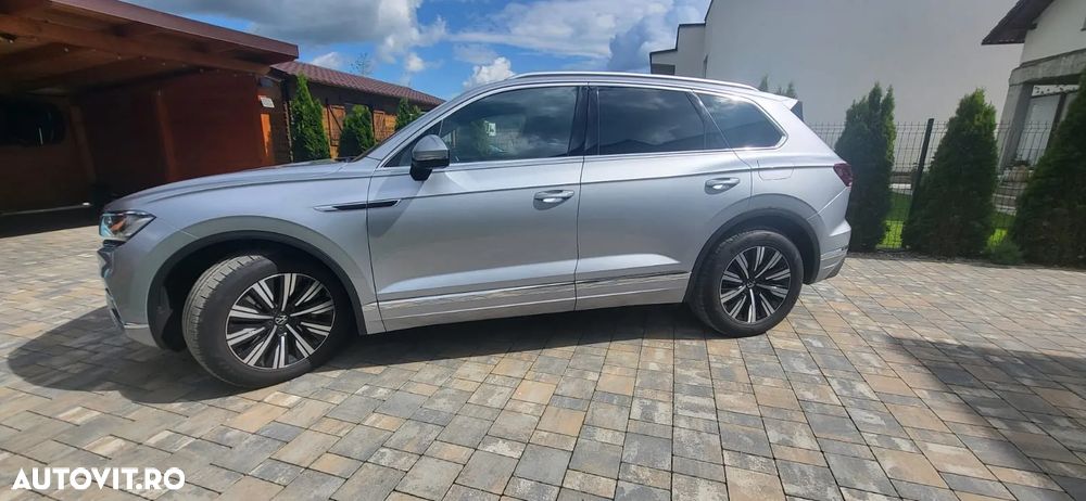 Volkswagen Touareg - 4