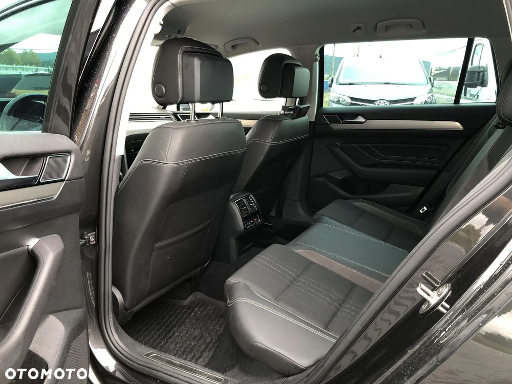 Volkswagen Passat Alltrack 2.0 TDI SCR 4Motion DSG - 20