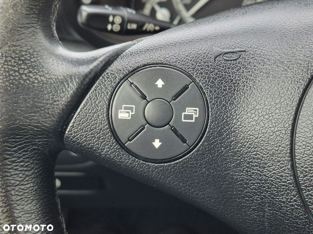 Mercedes-Benz CLC - 27