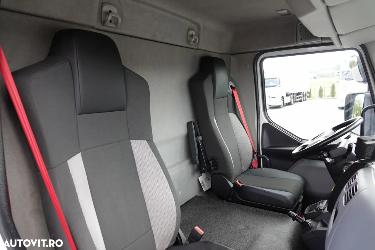 Renault D 16 260 / FRIGIDER - 6.8 M / MULTITEMPERATURE / CARRIER SUPRA 850 MT / 16 EP / EURO 6 / 2017 - 33