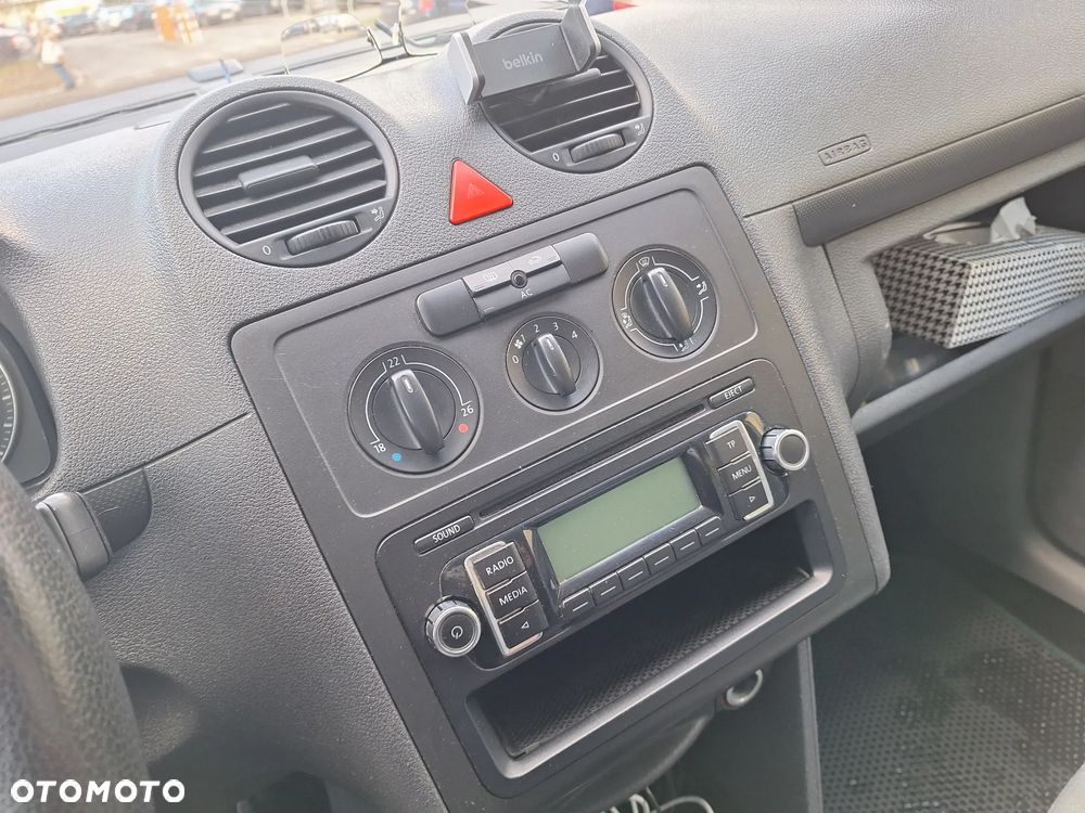 Volkswagen Caddy 1.9 Life Family (7-Si.) - 23