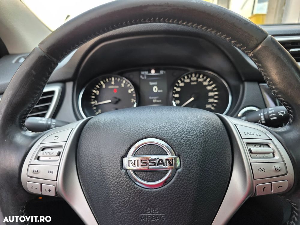 Nissan Qashqai 1.2 DIG-T TEKNA+ - 21
