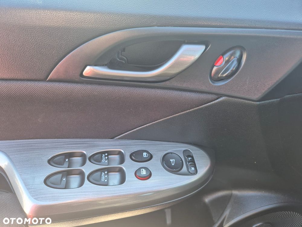 Honda Civic 1.4 i-VTEC - 9