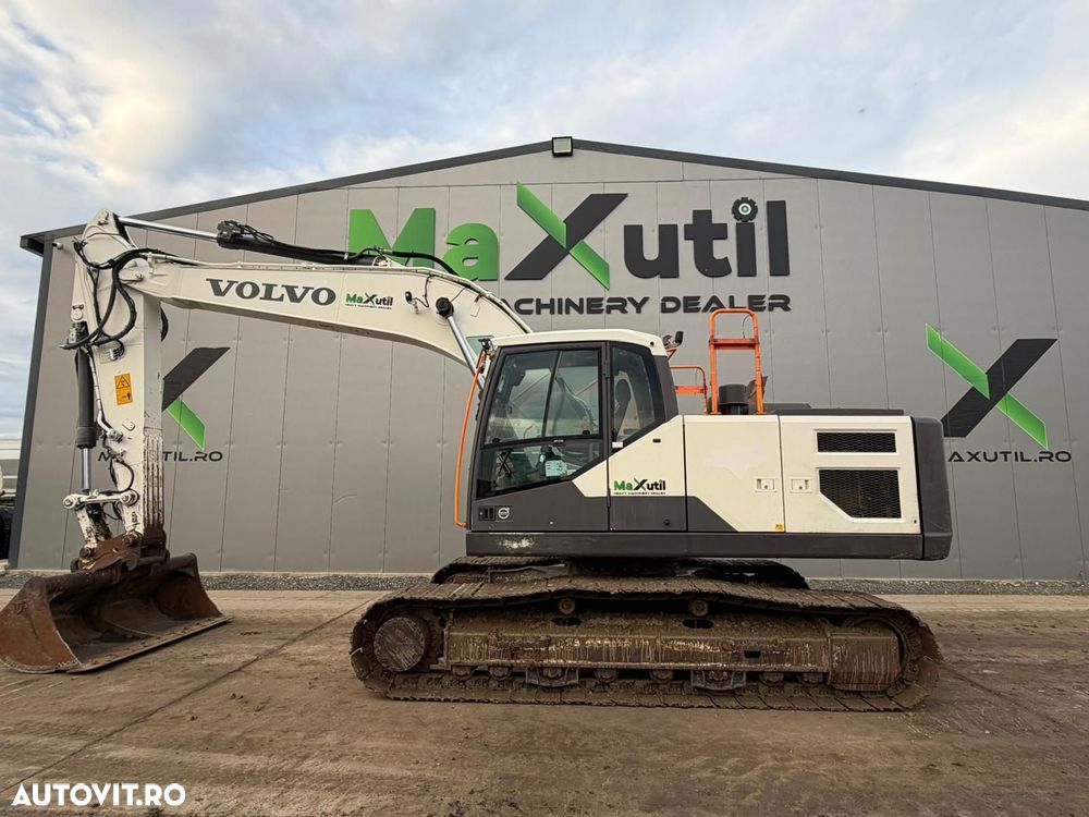 Volvo EC220EL Excavator