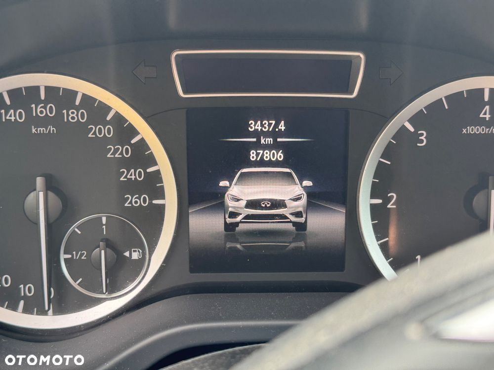 Infiniti Q30 1.5d Premium - 10