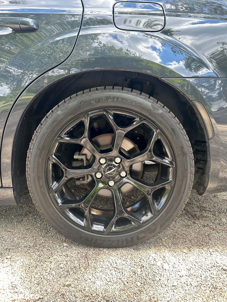 Chrysler Pacifica - 12