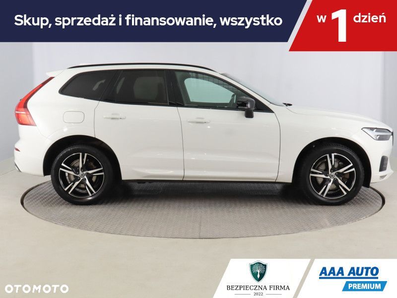 Volvo XC 60 - 8