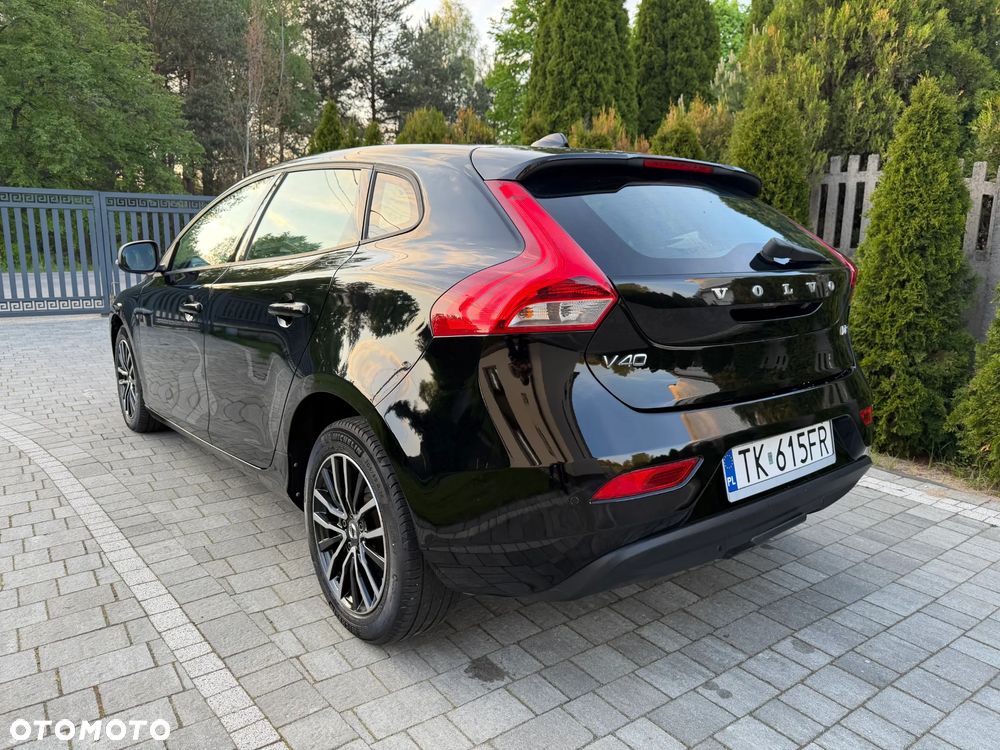 Volvo V40 D2 Geartronic Momentum - 8
