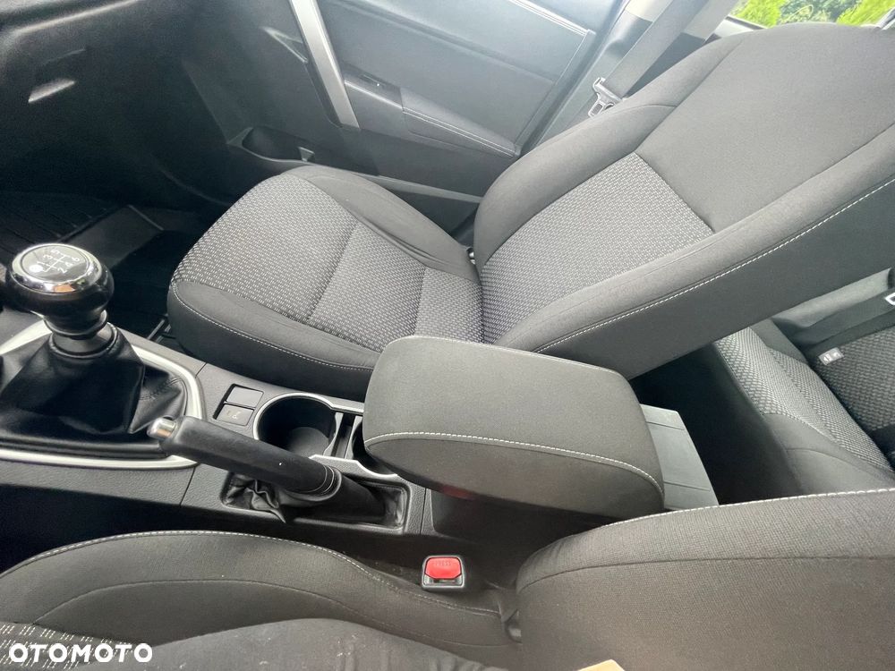 Toyota Corolla 1.6 Prestige EU6 - 20