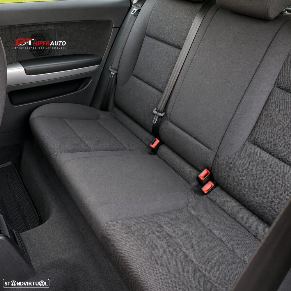 Audi A3 2.0 TDI Attraction - 8