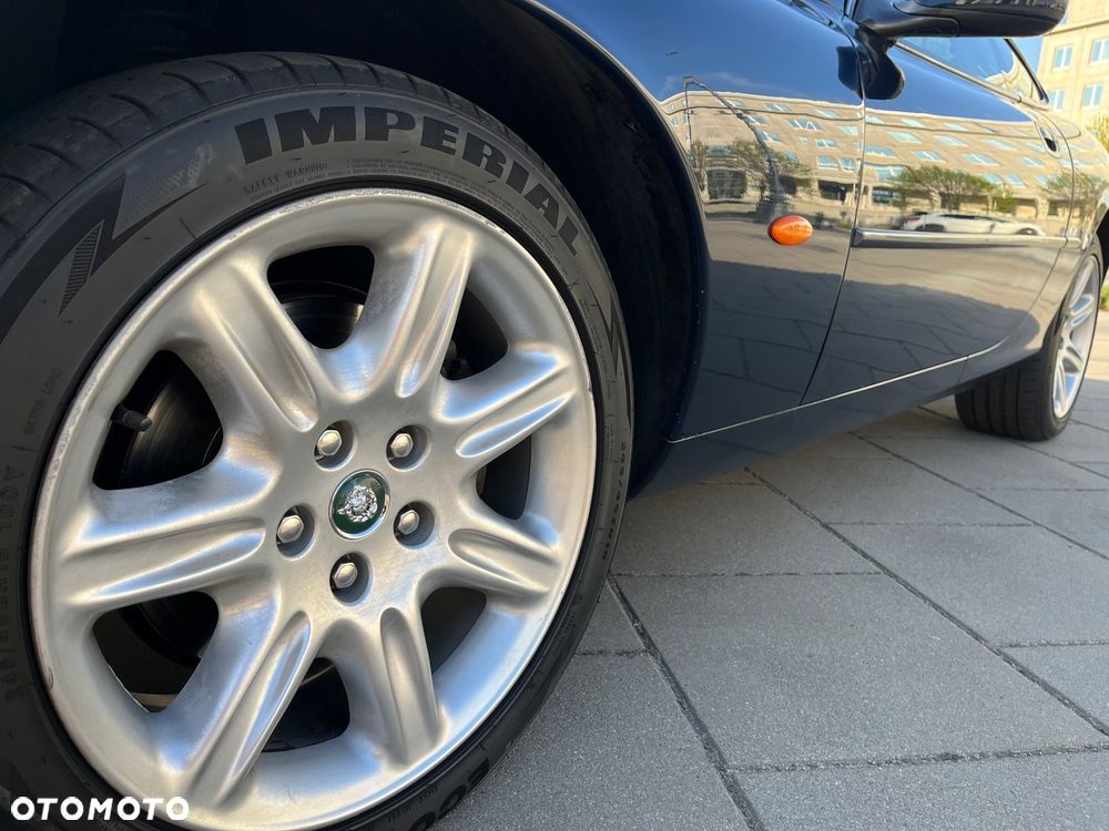 Jaguar XK8 4.0 - 11