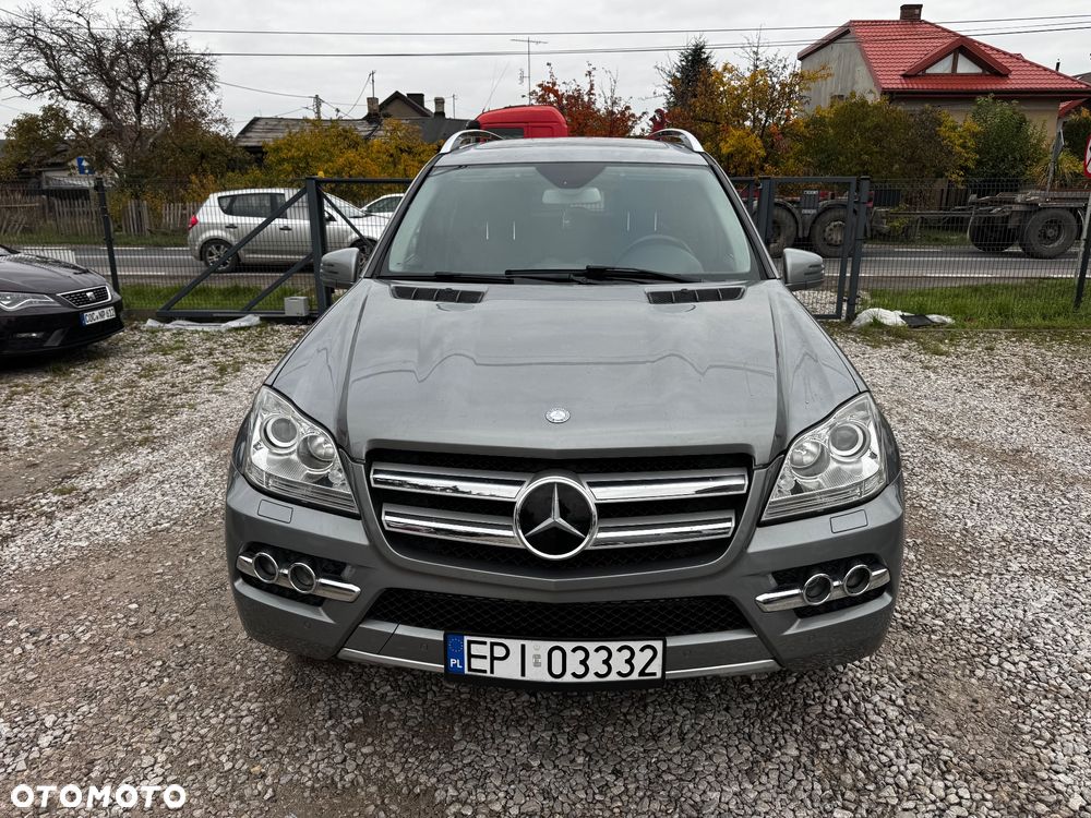Mercedes-Benz GL 450 - 2