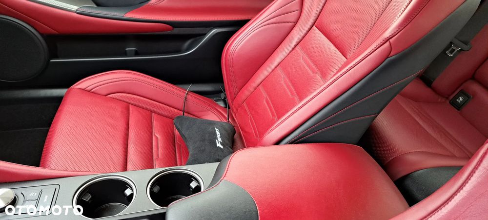 Lexus RC 200t / 300 F Sport - 14