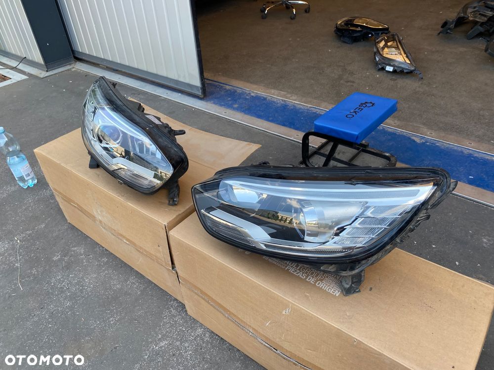 RENAULT SCENIC 4 IV GRAND SCENIC IV 2 sztuki Kompletna LAMPA PRZEDNIA PRAWA LEWA soczewka REFLEKTOR PRAWY lewy PRZÓD  EUROPA lampy przednie reflektory 260101685R 260606727R Wwa - 5
