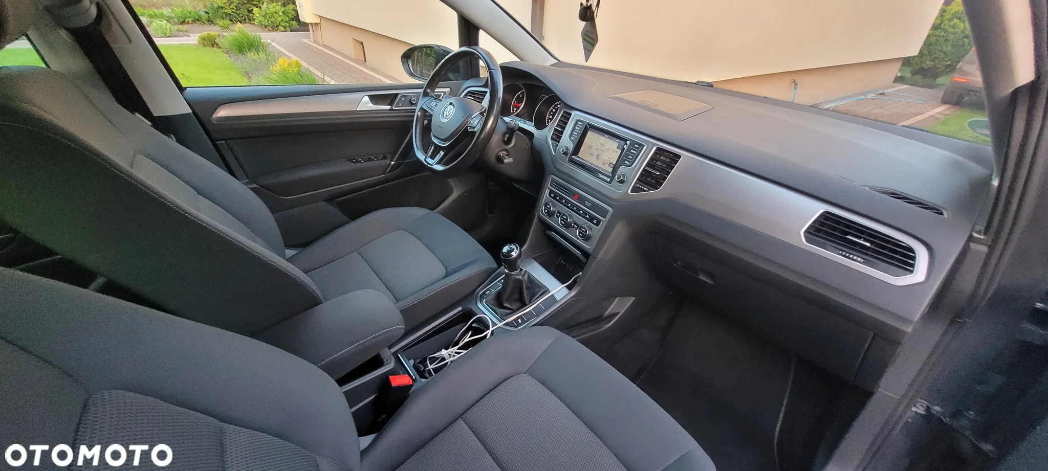 Volkswagen Golf Sportsvan 1.6 TDI BlueMotion Technology Comfortline - 9