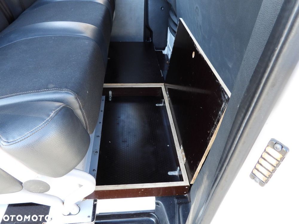 Mercedes-Benz SPRINTER 316 FURGON BRYGADÓWKA 7 MIEJSC TEMPOMAT AUTOMAT  KLIMATYZACJA  160KM - 40