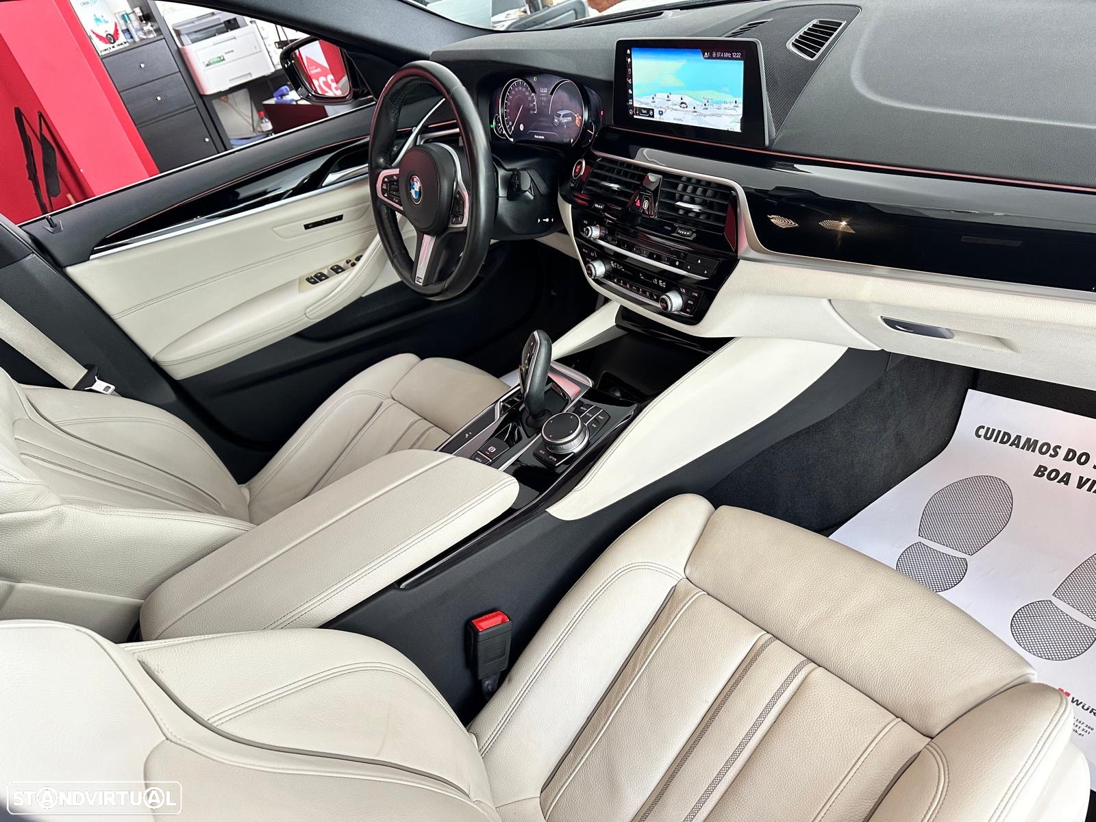 BMW 530 d Pack M Auto - 13