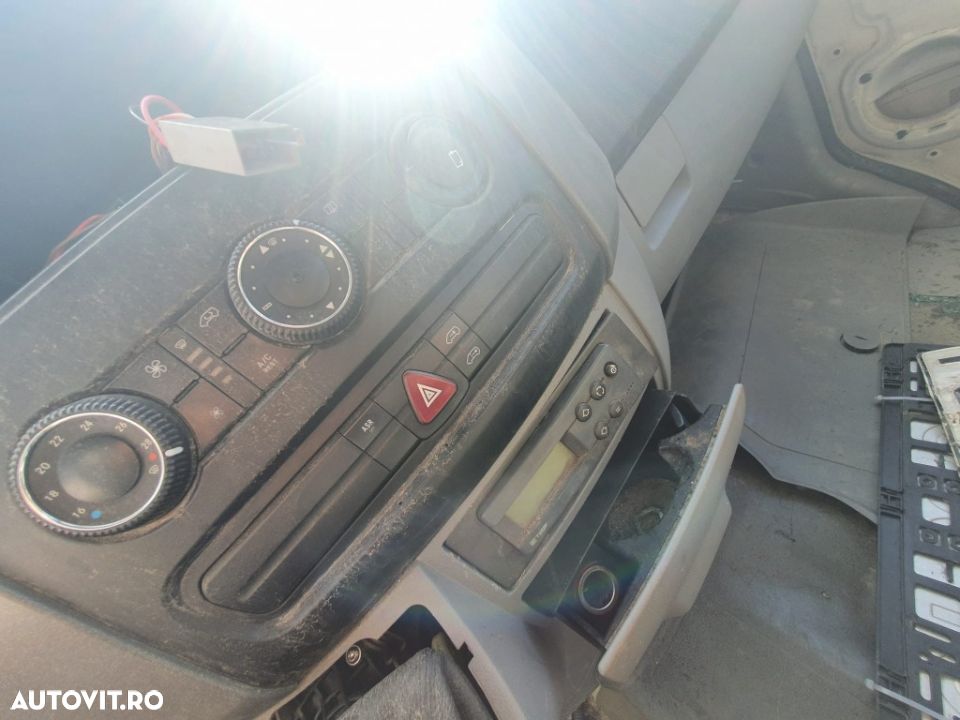 aripa stanga dreapta fata spate carenaj usa portiera vw crafter motor 2.5tdi CEBB dezmembrez - 7