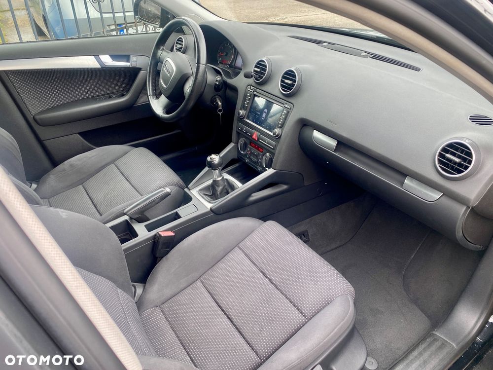 Audi A3 Sportback - 9