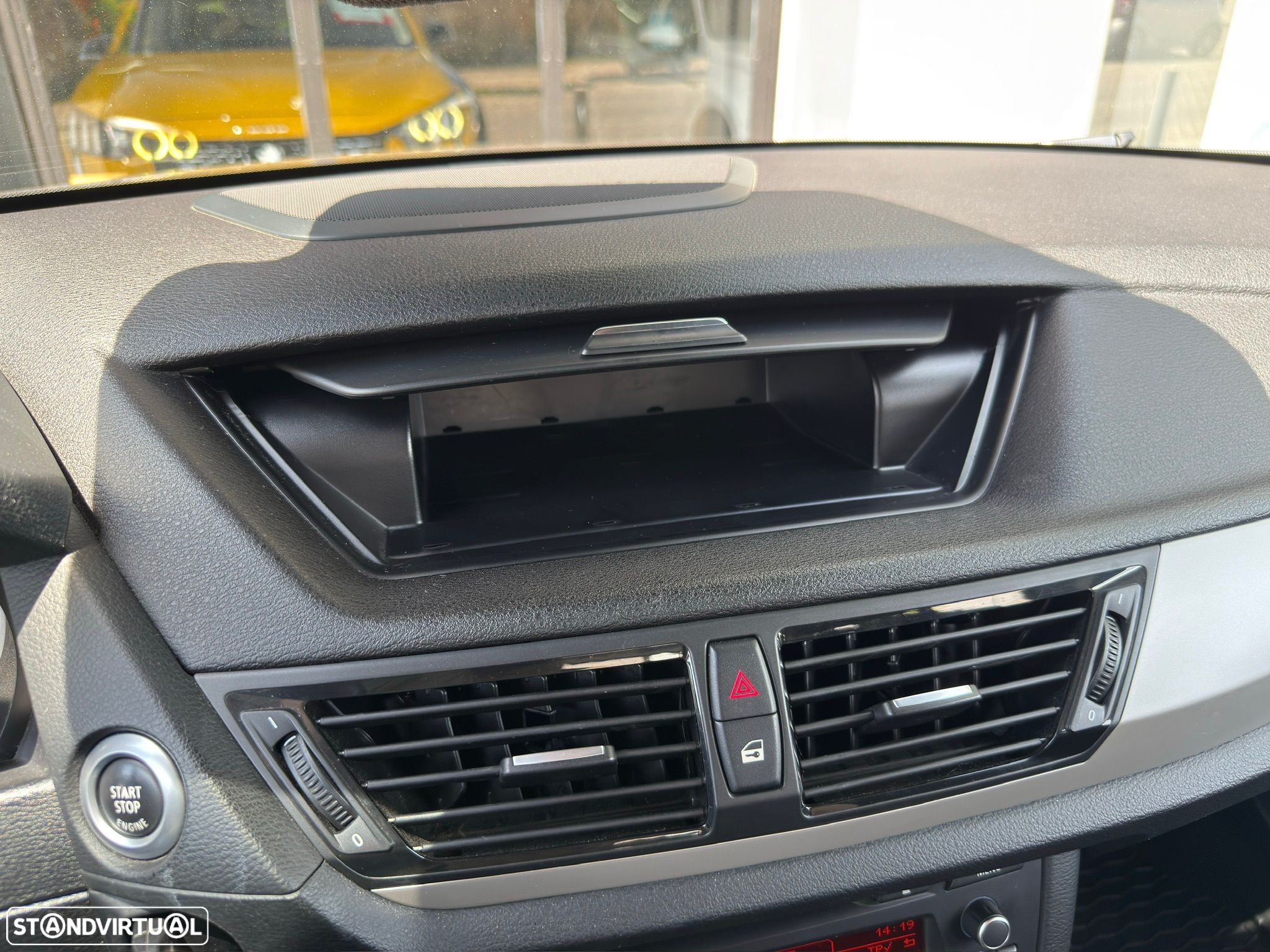 BMW X1 20 d sDrive - 22