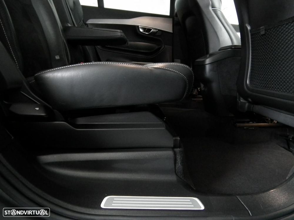 Volvo XC 90 2.0 D4 R-Design - 16