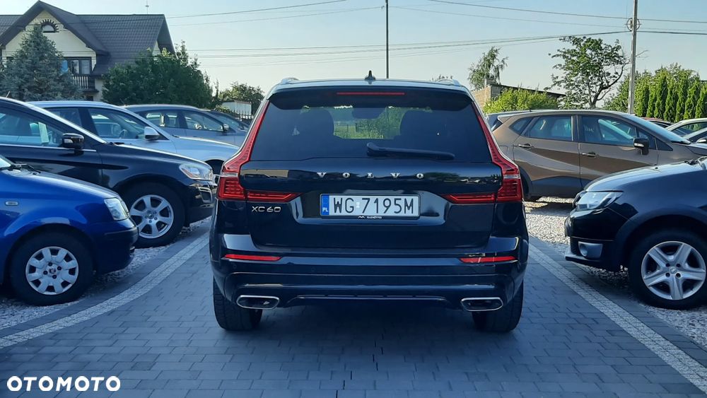 Volvo XC 60 D5 AWD R-Design - 5