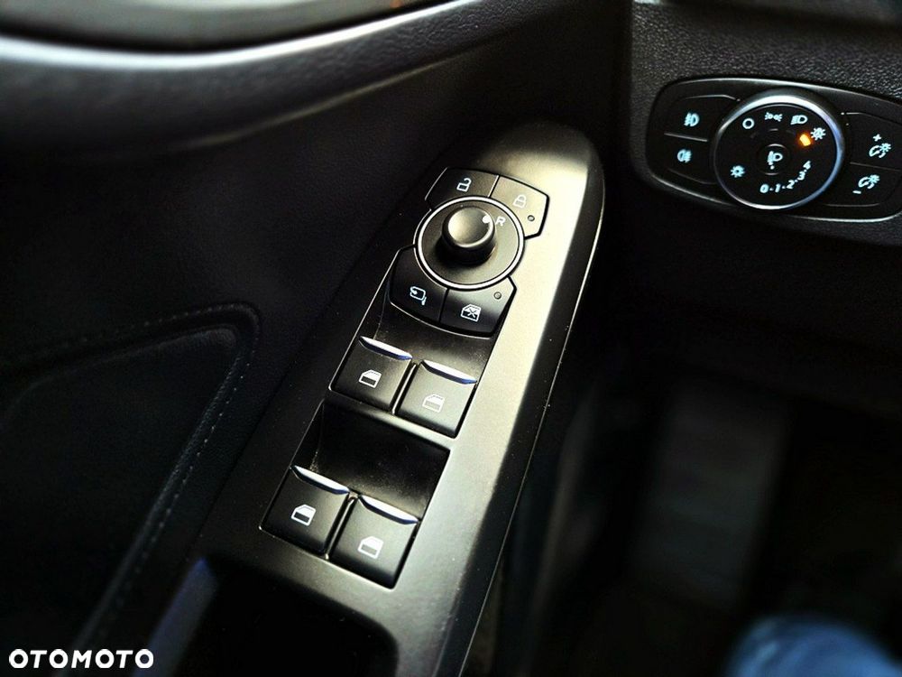 Ford Focus 1.5 EcoBlue Start-Stopp-System ACTIVE DESIGN - 17