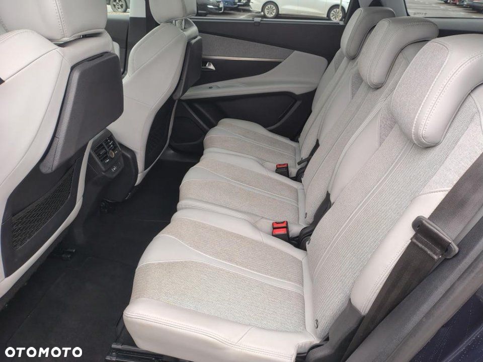 Peugeot 5008 - 17