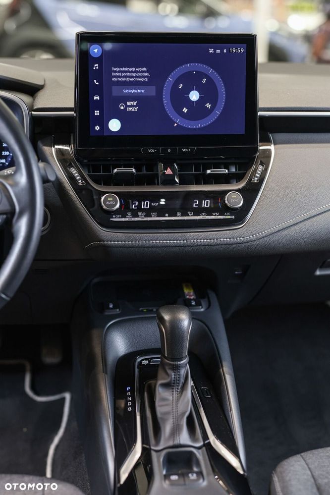 Toyota Corolla 1.8 Hybrid Comfort - 37