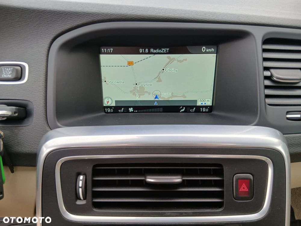 Volvo V60 Cross Country D3 Summum - 26